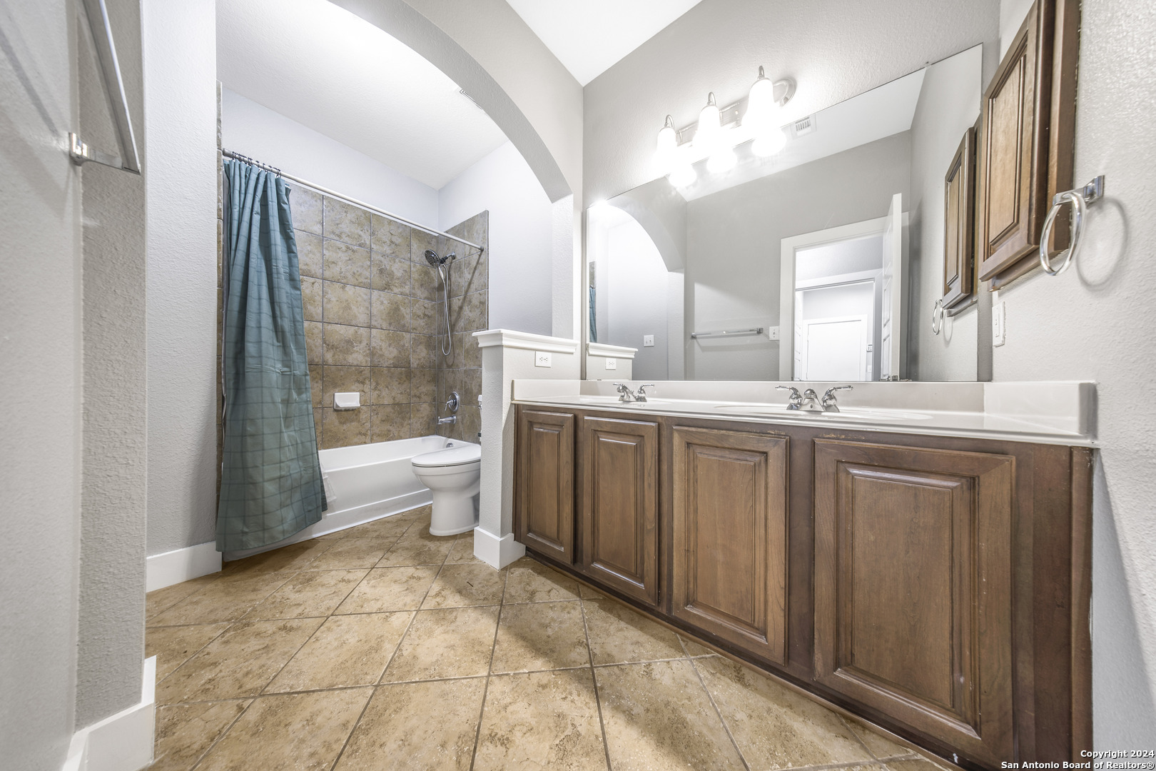 121 Norman Cove Cibolo TX 78108