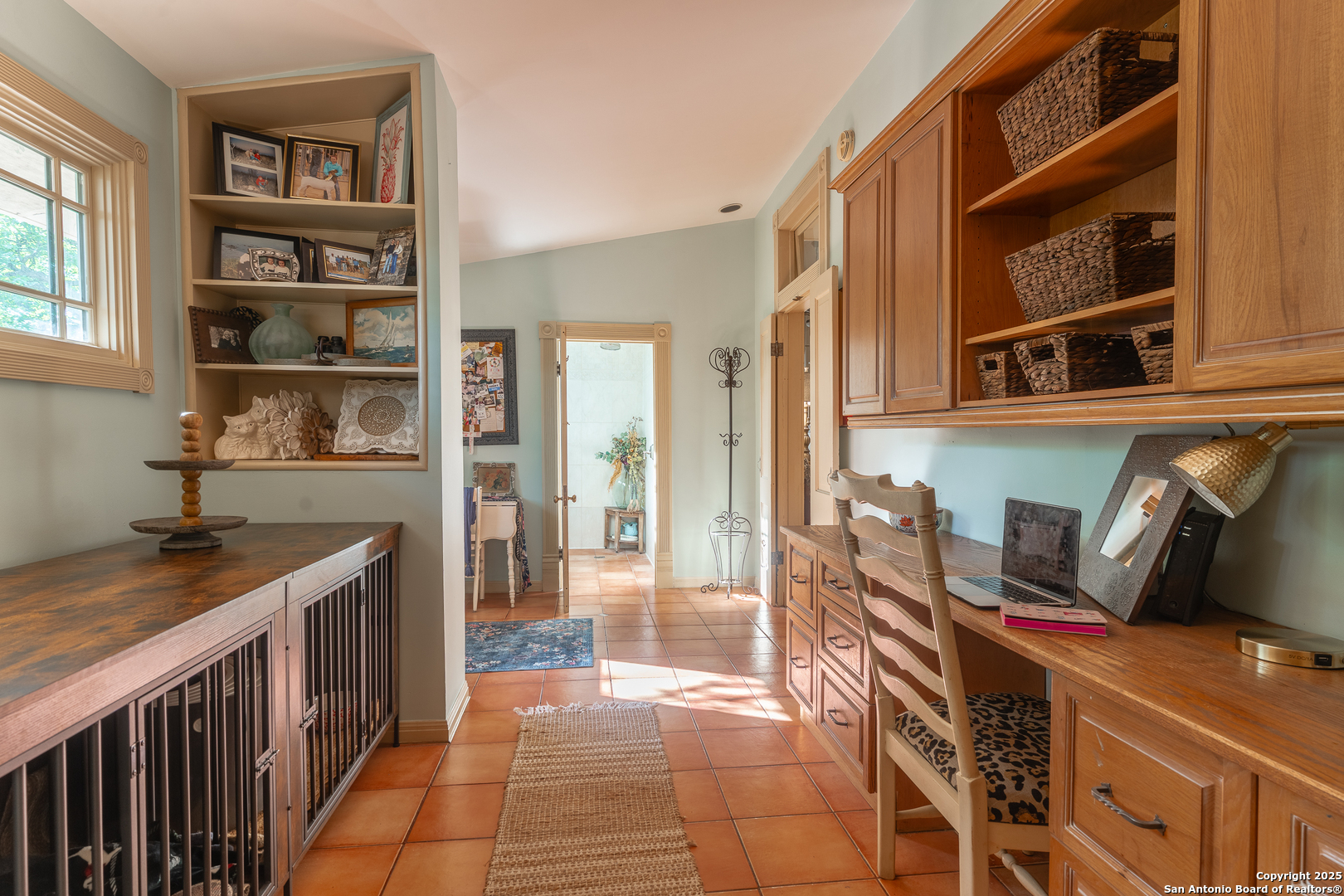 529 N High Uvalde TX 78801