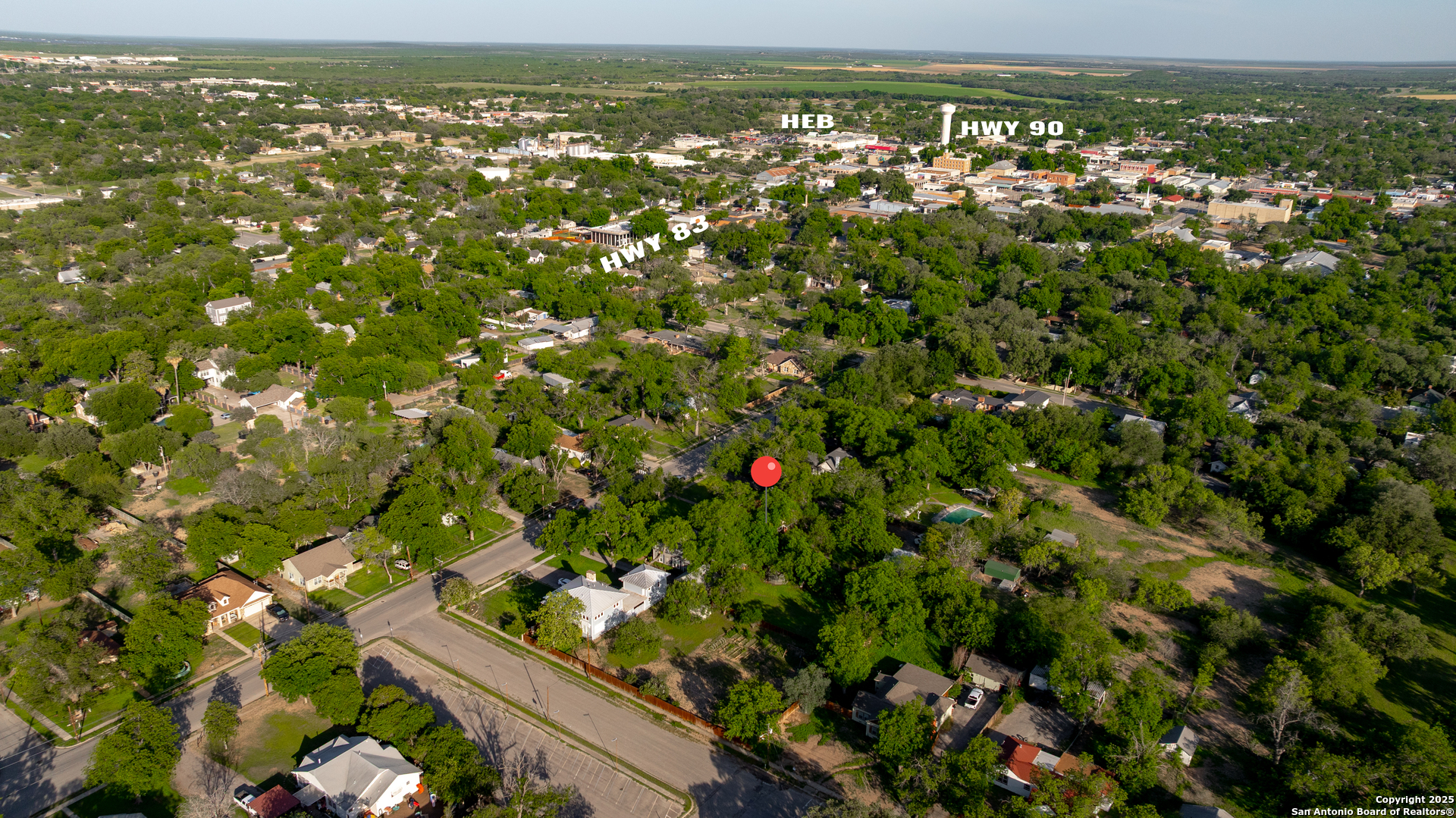 529 N High Uvalde TX 78801