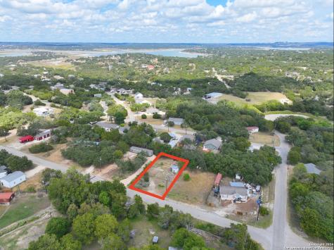 269 E Clark Street Canyon Lake TX 78133