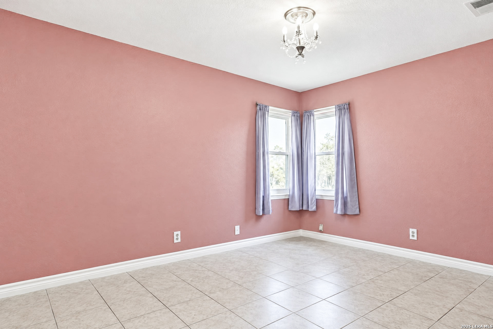2835 Earls Trail Beeville TX 78102