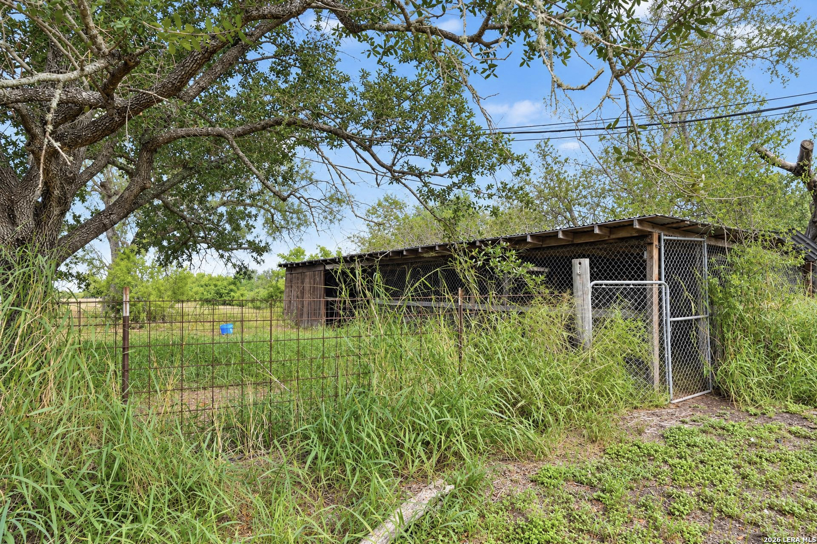 2835 Earls Trail Beeville TX 78102