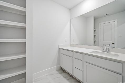 17414 Yellow Pine Drive Elmendorf TX 78112