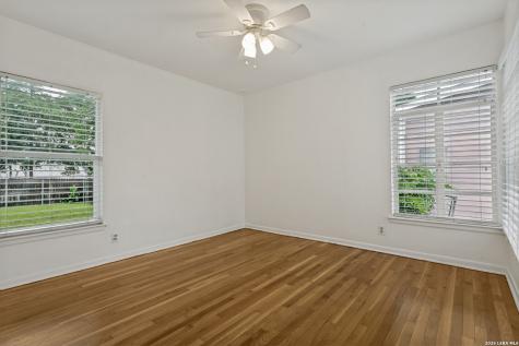 707 Sumner Drive San Antonio TX 78209