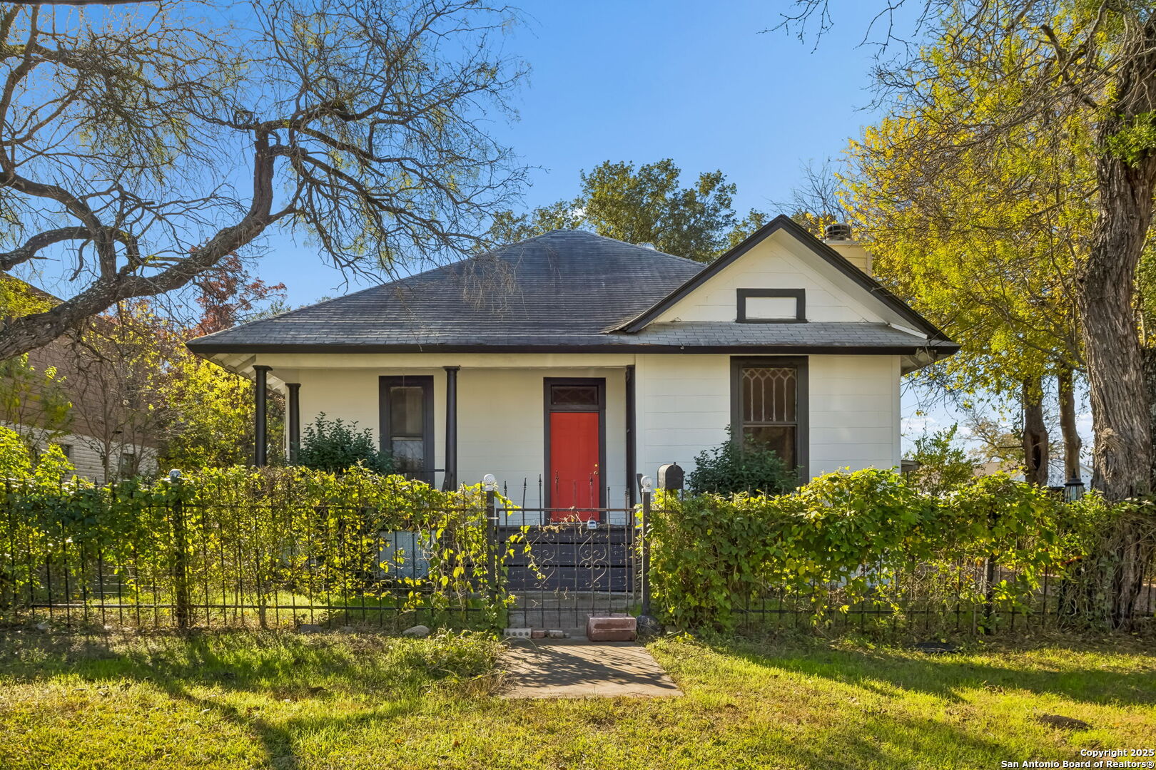218 Coleman San Antonio TX 78208