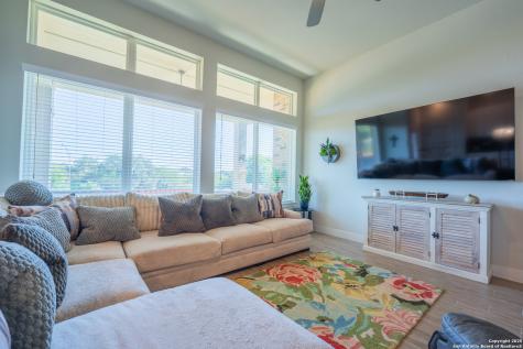22842 Rio Salado San Antonio TX 78261