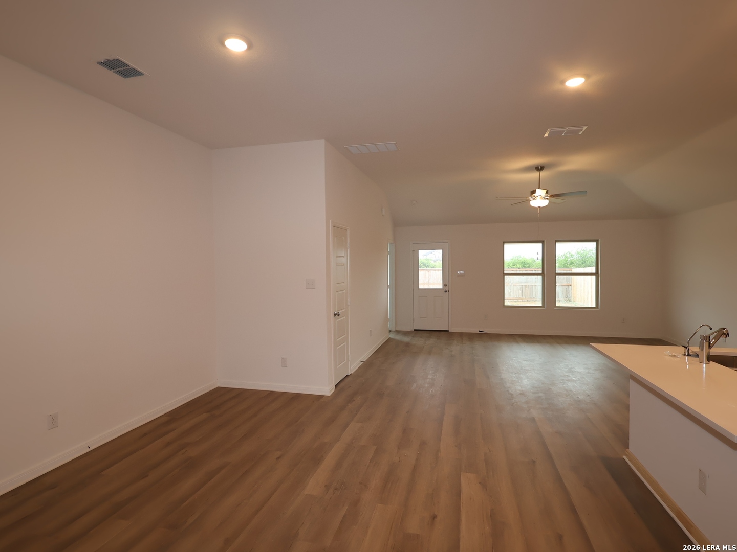 8324 Roadrunner Passage San Antonio TX 78222