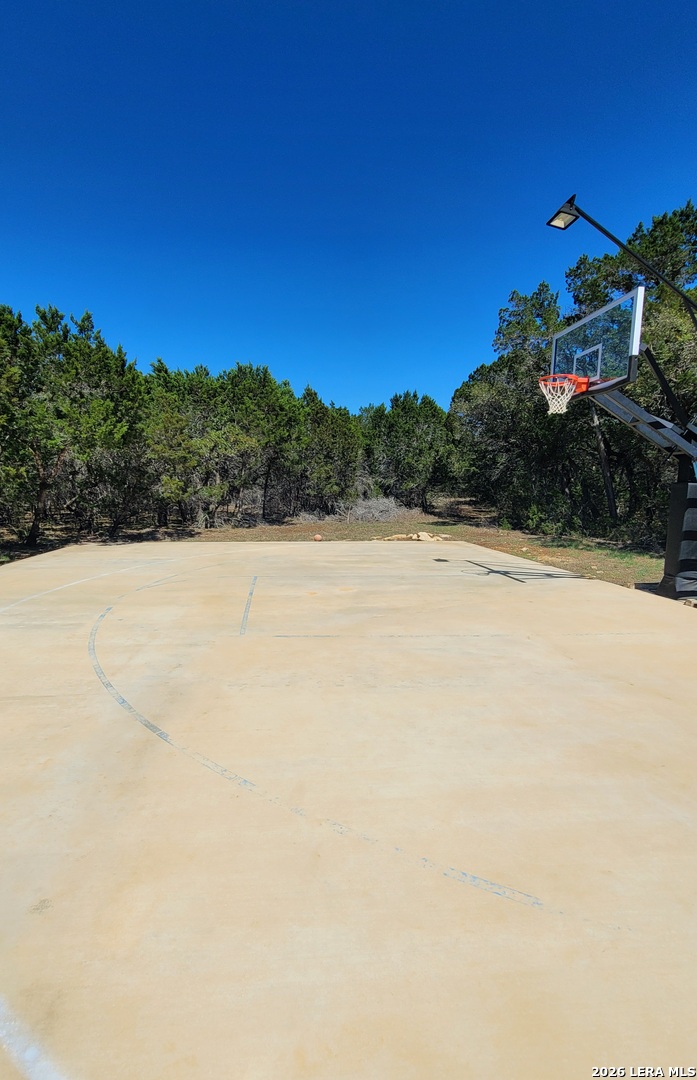 885 Brushy Creek Lakehills TX 78063