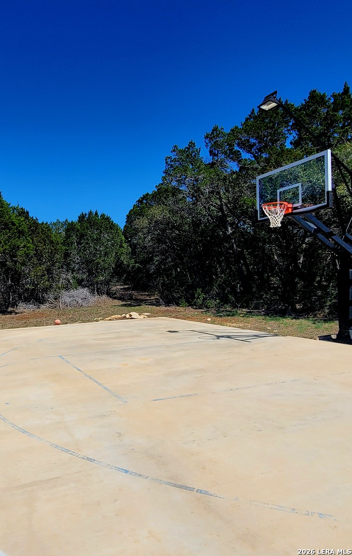 885 Brushy Creek Lakehills TX 78063