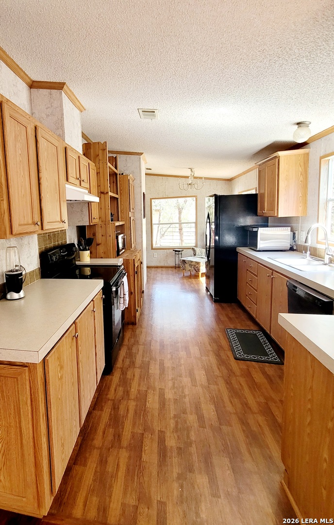 885 Brushy Creek Lakehills TX 78063