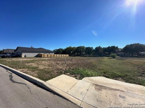 207 Janice Avenue Castroville TX 78009