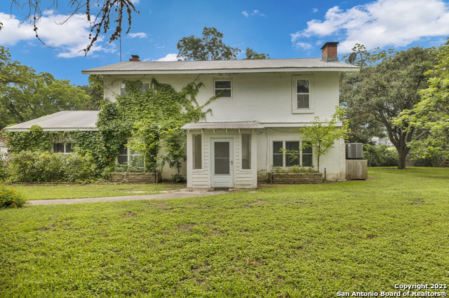 1816 Uhland Road San Marcos TX 78666