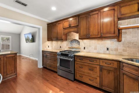 216 Tuxedo Avenue Alamo Heights TX 78209