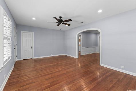 216 Tuxedo Avenue Alamo Heights TX 78209
