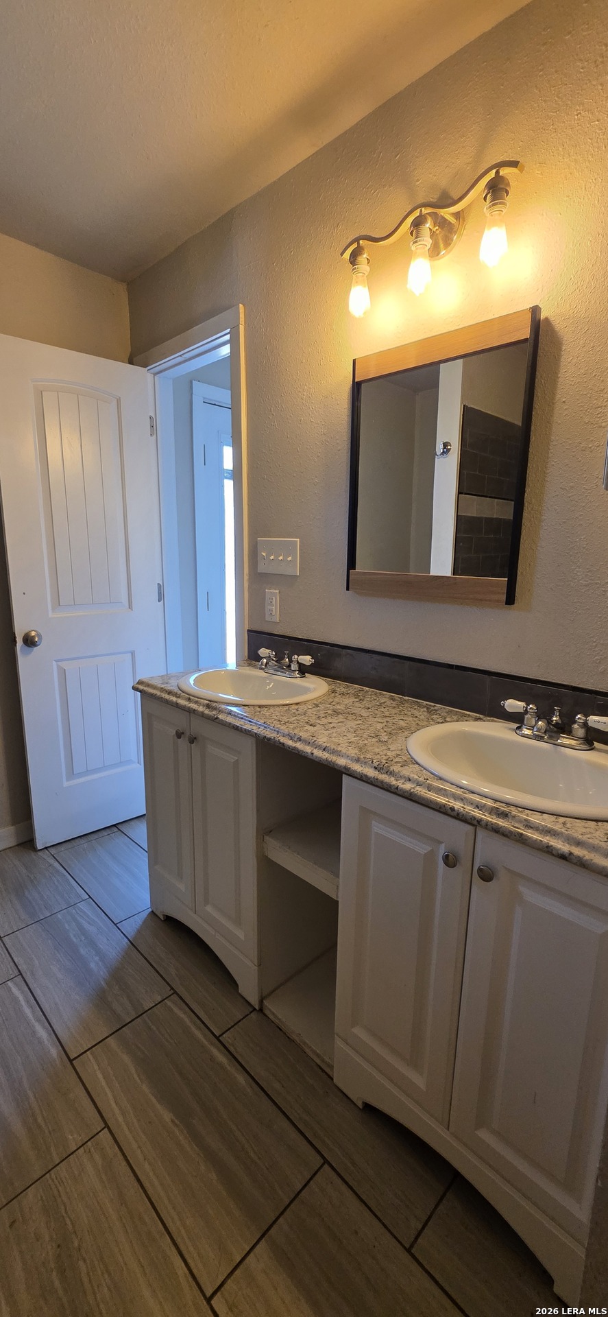 410 Sumner Drive San Antonio TX 78209