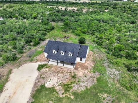 618 Private Road 5769 Castroville TX 78009
