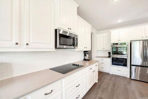 618 Private Road 5769 Castroville TX 78009