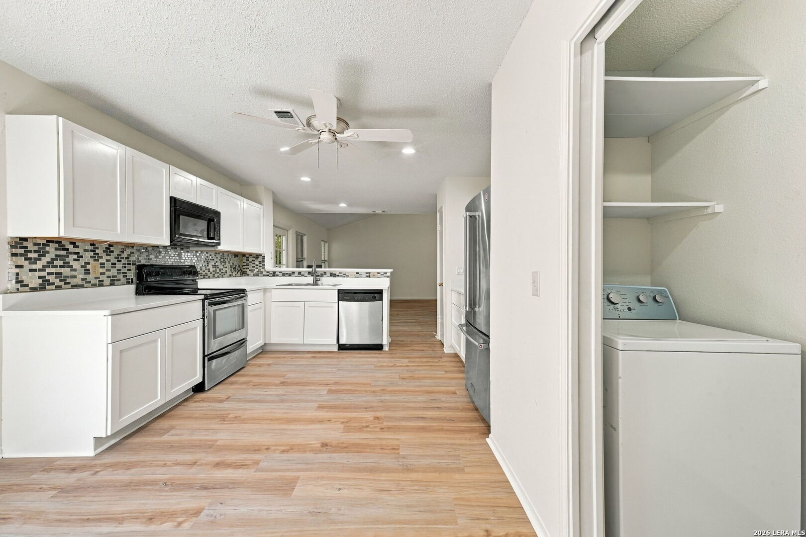 6923 Raintree Forest San Antonio TX 78233