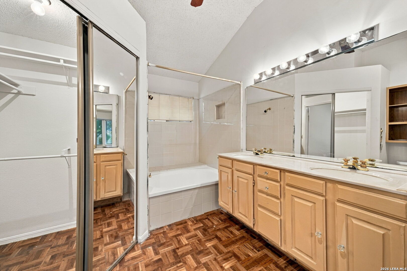 6923 Raintree Forest San Antonio TX 78233