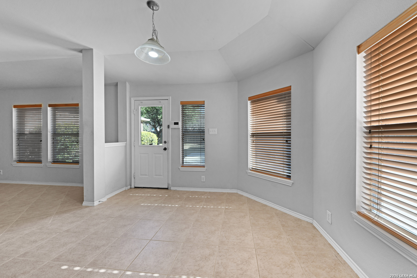 1936 Oak New Braunfels TX 78132