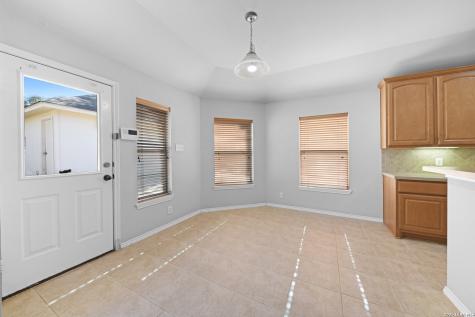1936 Oak New Braunfels TX 78132