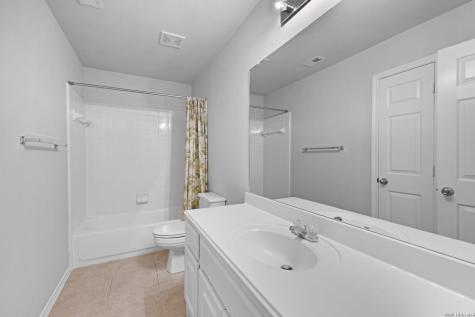 1936 Oak New Braunfels TX 78132