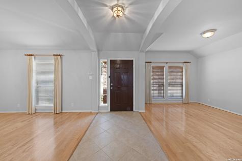 1936 Oak New Braunfels TX 78132