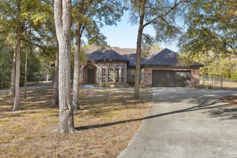 169 Wampum Way Seguin TX 78155