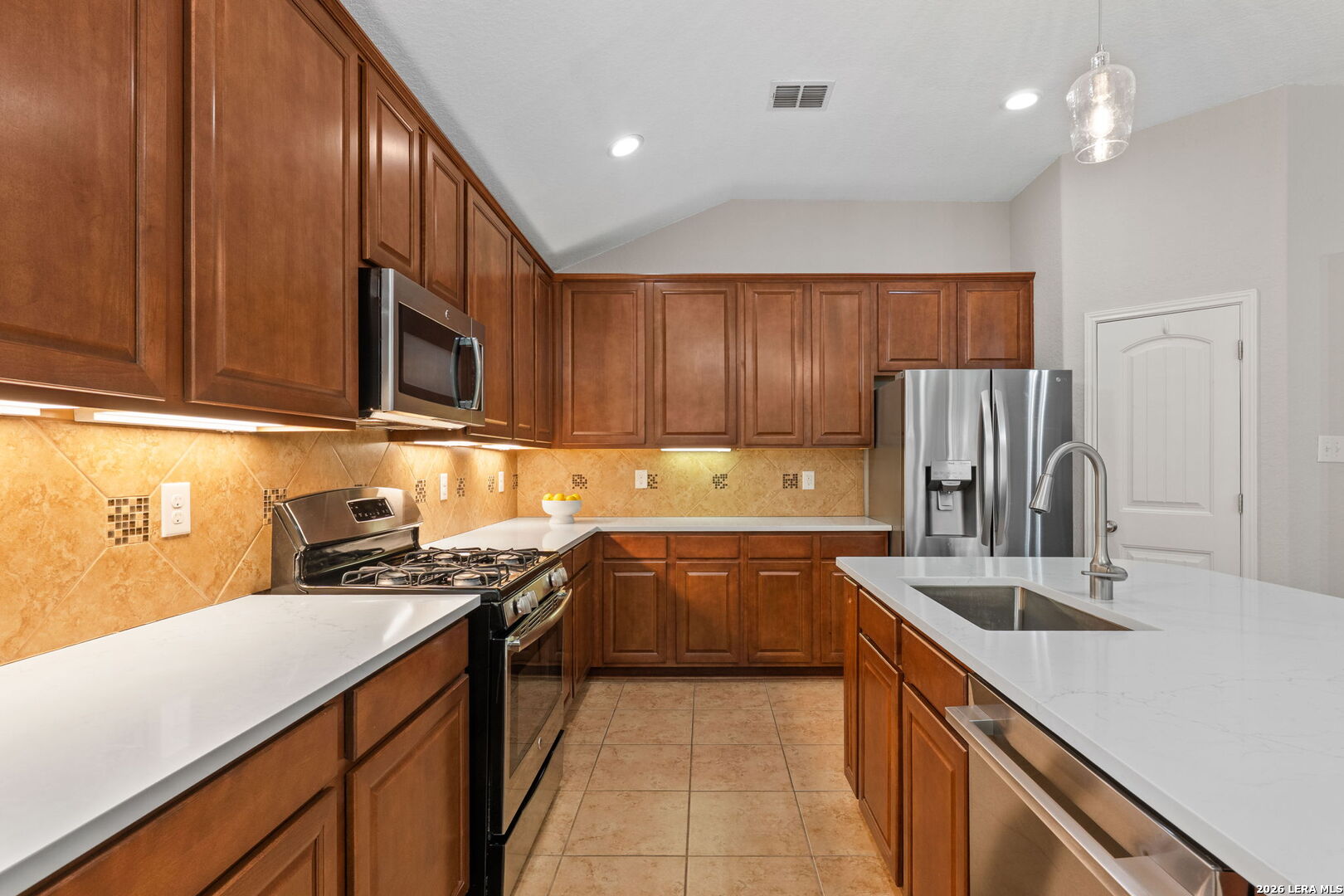 25043 Elwell Point San Antonio TX 78255