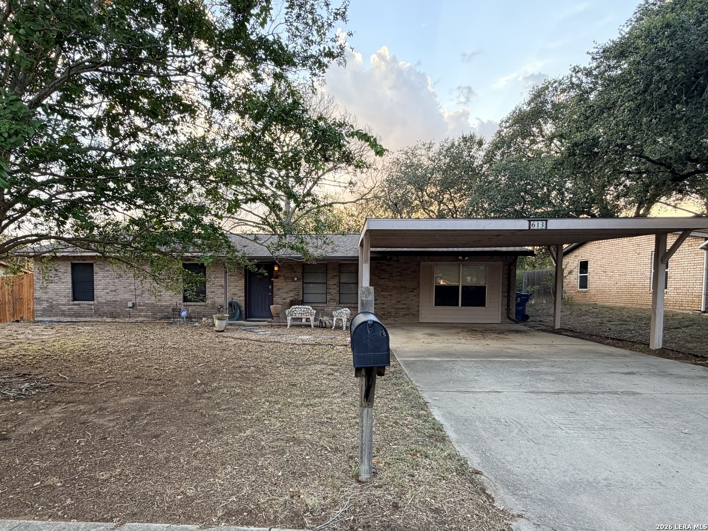 613 Val Verde Drive Pleasanton TX 78064