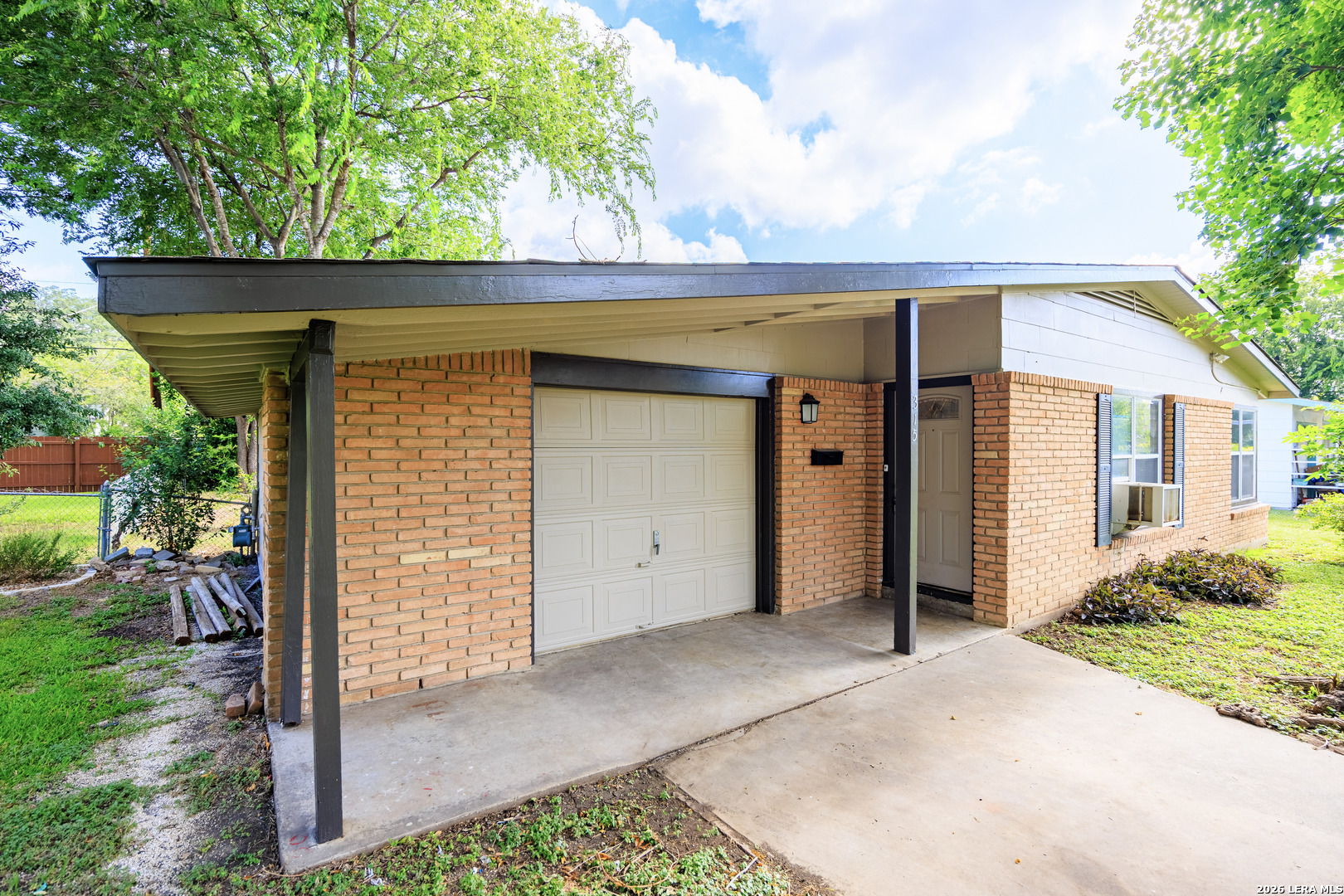 315 Cresham Drive San Antonio TX 78218
