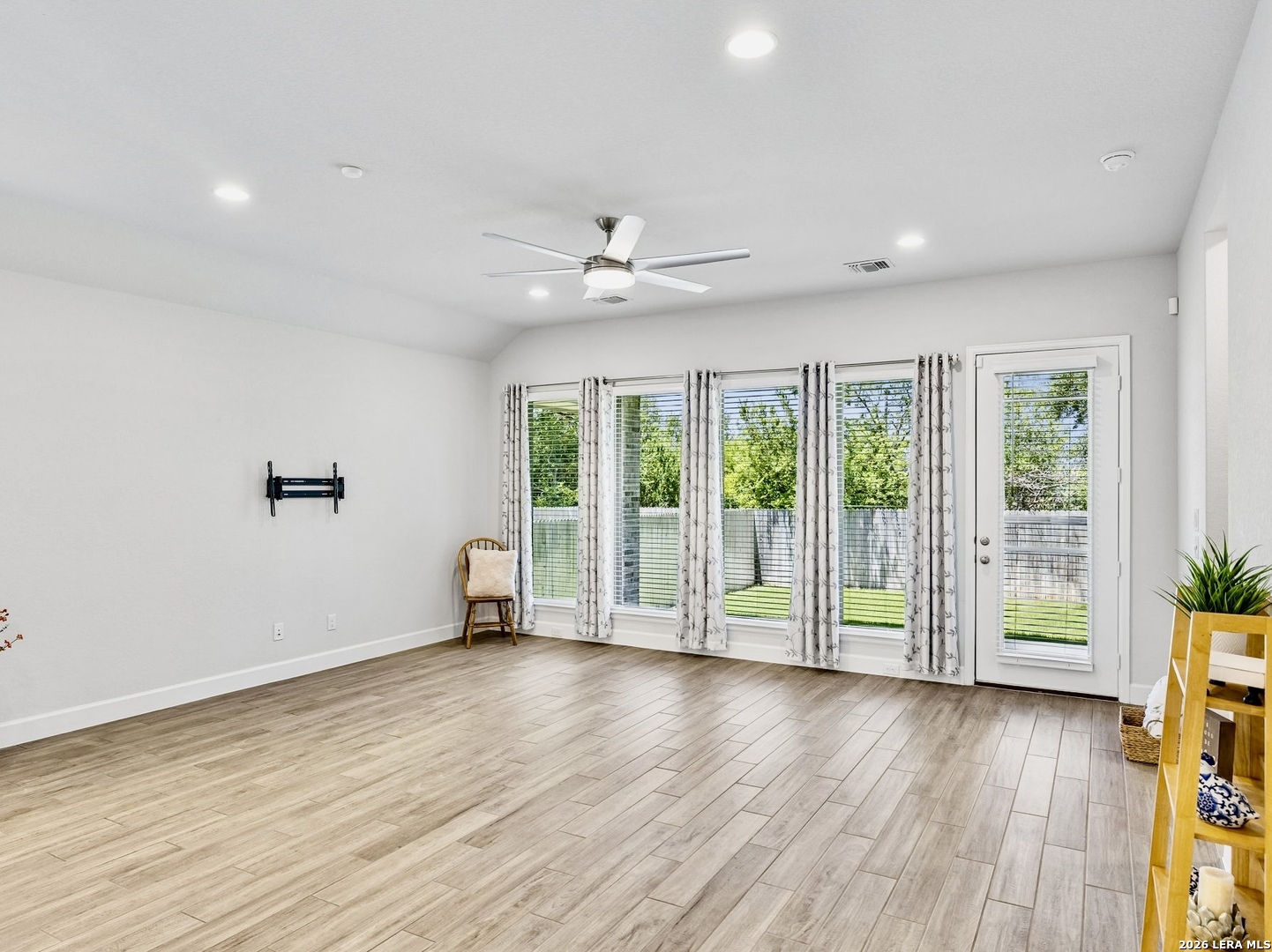 2043 Dalhart San Antonio TX 78253