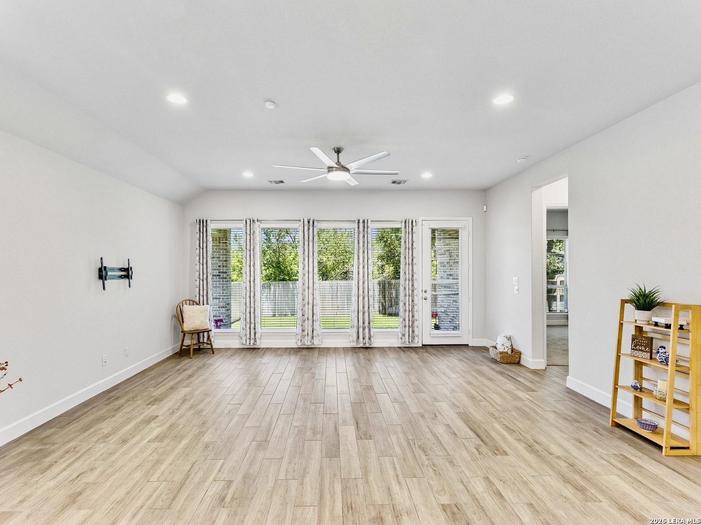 2043 Dalhart San Antonio TX 78253