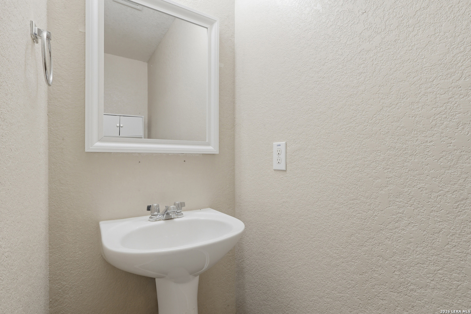7839 Horse Hollow San Antonio TX 78244