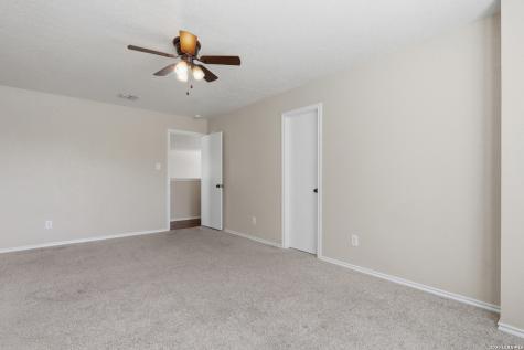7839 Horse Hollow San Antonio TX 78244