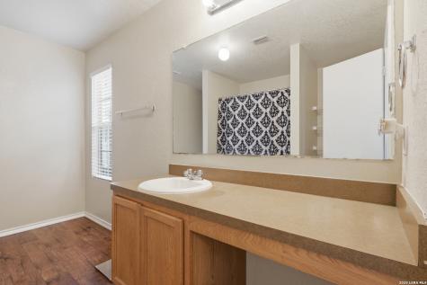 7839 Horse Hollow San Antonio TX 78244