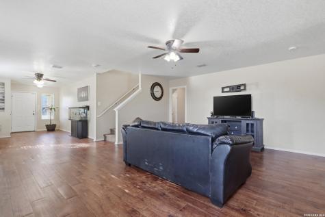 7839 Horse Hollow San Antonio TX 78244