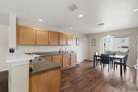 7839 Horse Hollow San Antonio TX 78244