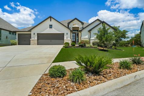 477 Vamanos Boerne TX 78006