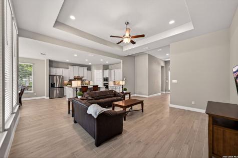 477 Vamanos Boerne TX 78006