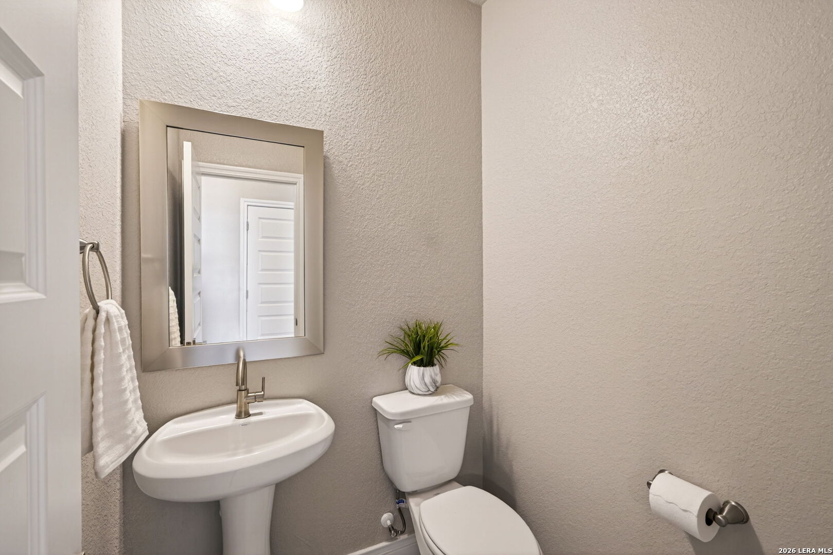 477 Vamanos Boerne TX 78006