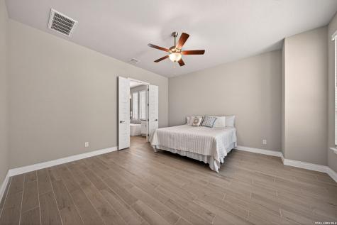 477 Vamanos Boerne TX 78006
