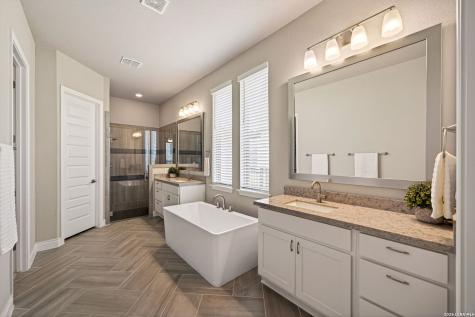 477 Vamanos Boerne TX 78006