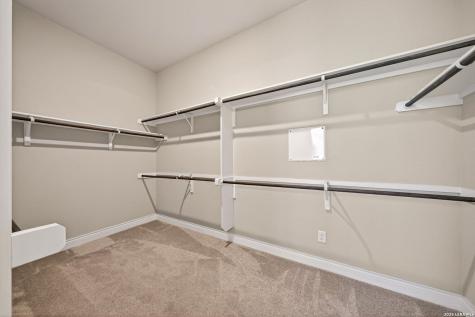 477 Vamanos Boerne TX 78006
