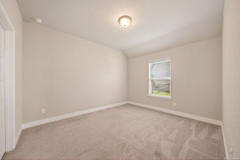 477 Vamanos Boerne TX 78006