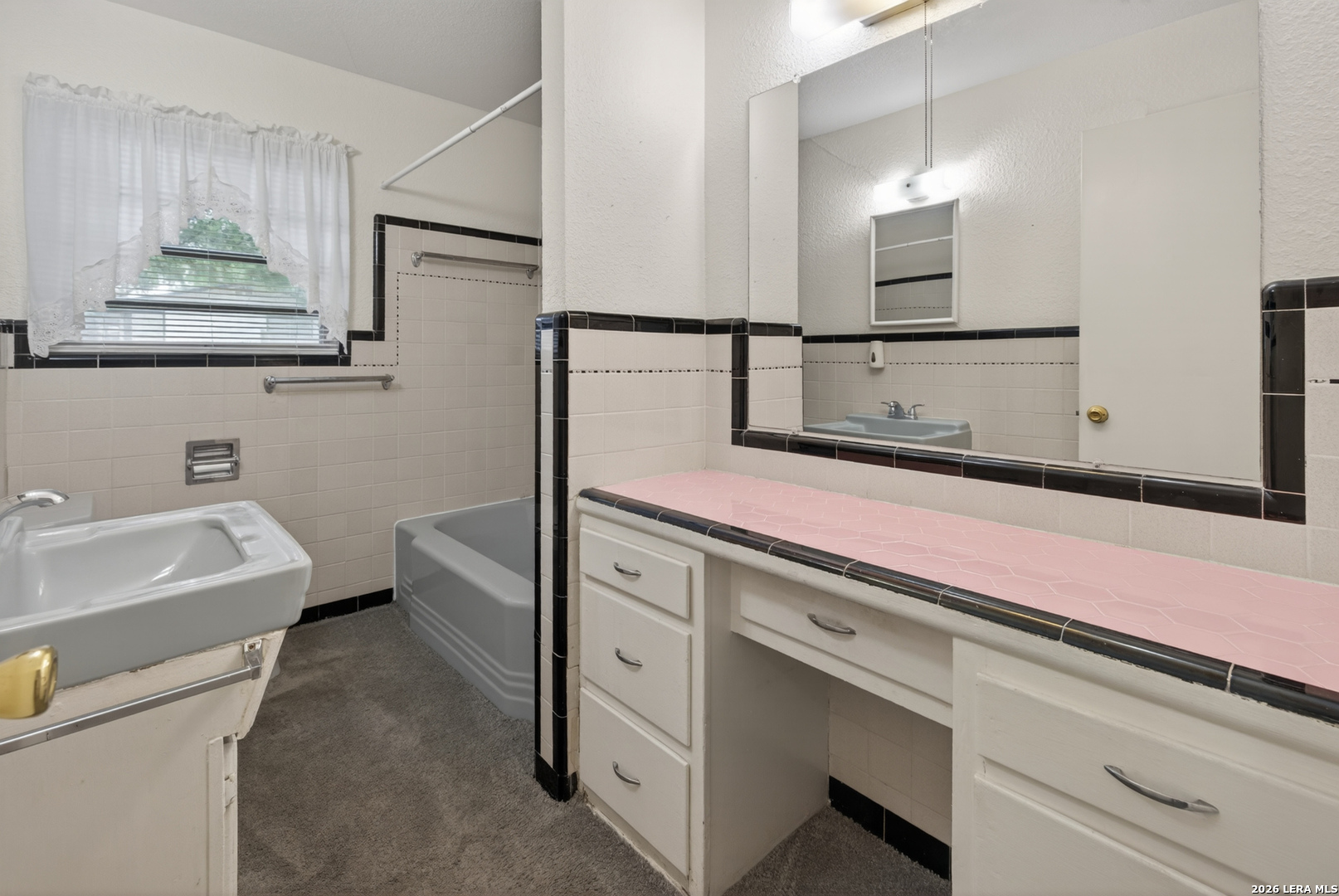 7702 Mertz San Antonio TX 78216