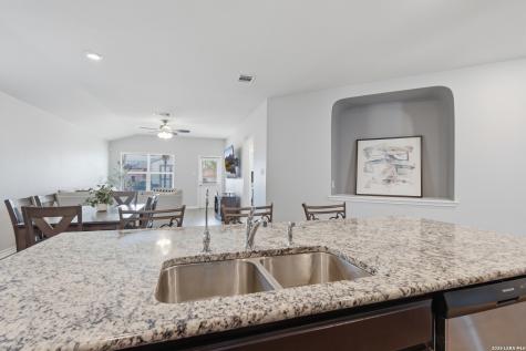 6403 Encore Oaks San Antonio TX 78252