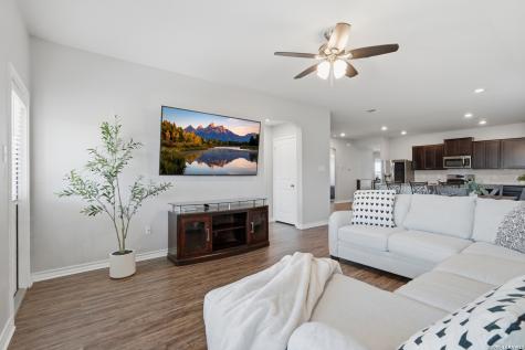 6403 Encore Oaks San Antonio TX 78252
