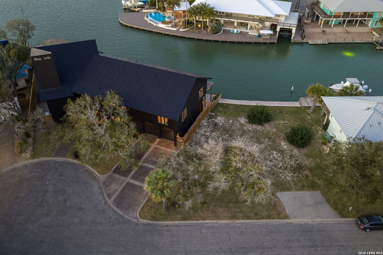 25 Bimini Rockport TX 78382