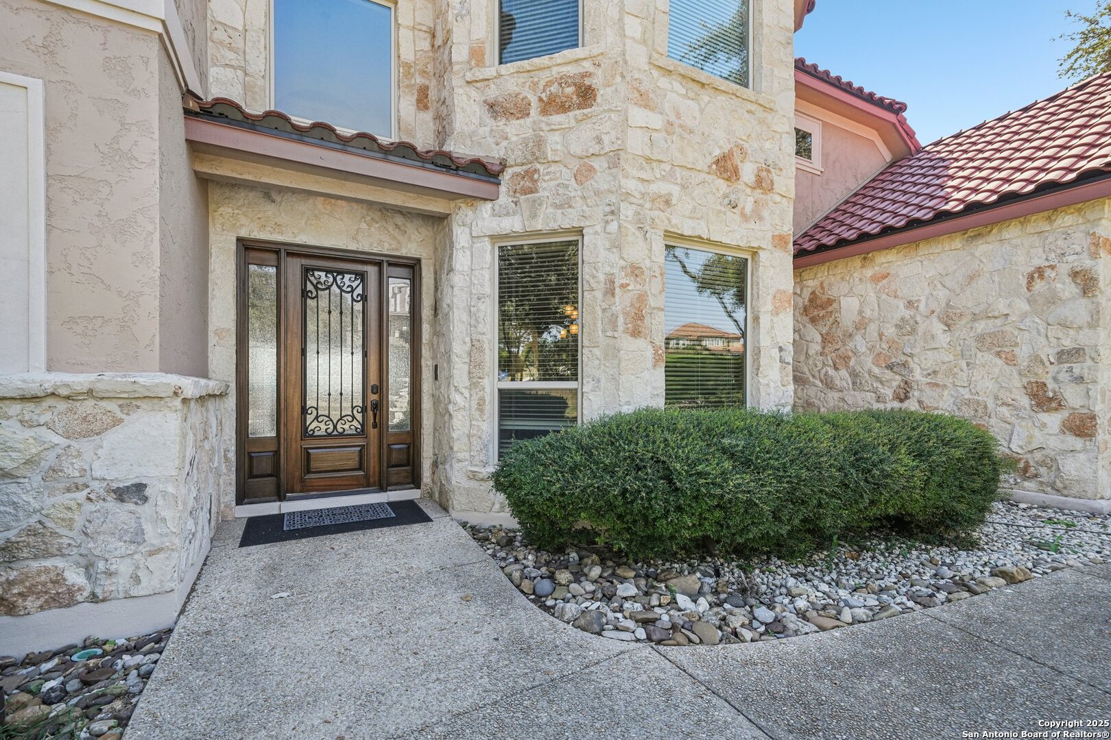 718 Ruidosa Downs Helotes TX 78023